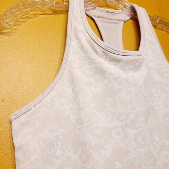 Fabletics | Women's Floral Racerback Sports Bra Tank Top (Size 2) - Picture 6 of 12